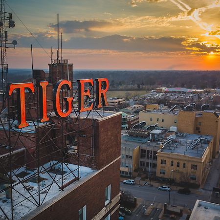 Voco The Tiger Hotel, Columbia, Mo By Ihg Zewnętrze zdjęcie