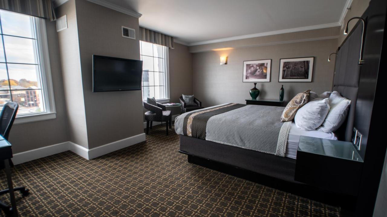 Voco The Tiger Hotel, Columbia, Mo By Ihg Zewnętrze zdjęcie